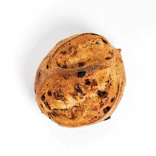 Хлеб с вялеными томатами