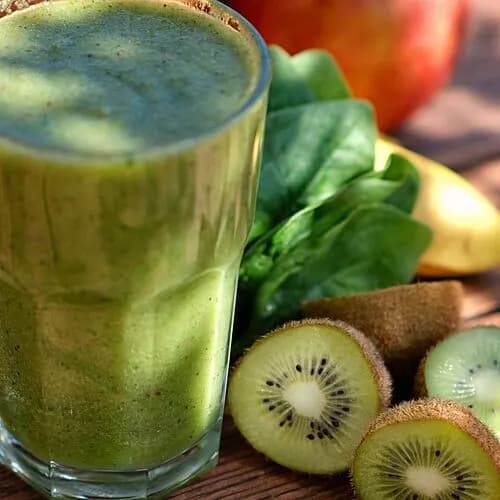 Смузи Киви-шпинат-банан