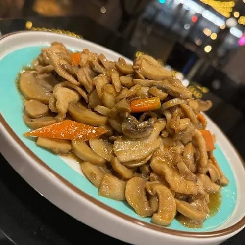 Свинина с шампиньонами