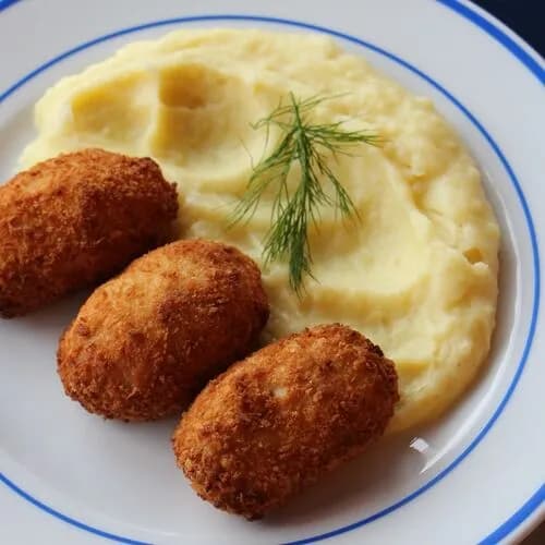 Миниатюрные котлеты по-одесски с пюре