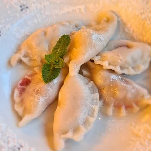 Вареники с вишней