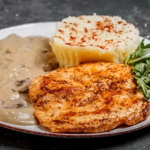 Стейк из курицы с гарниром