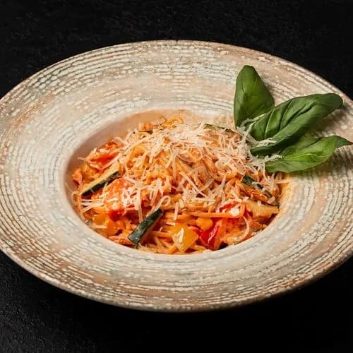 Спагетти с овощами