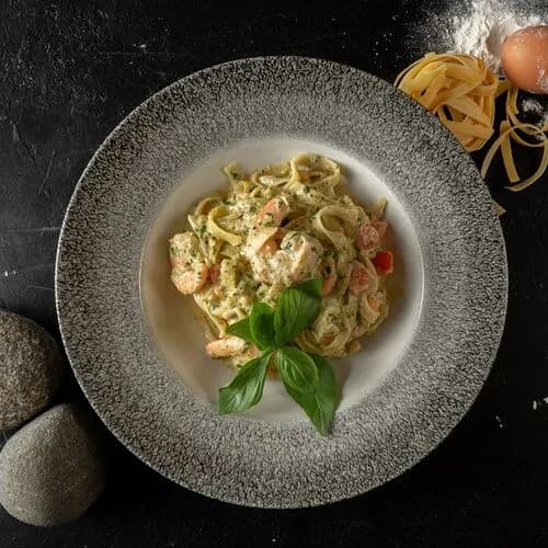 Тальятелле с тигровыми креветками