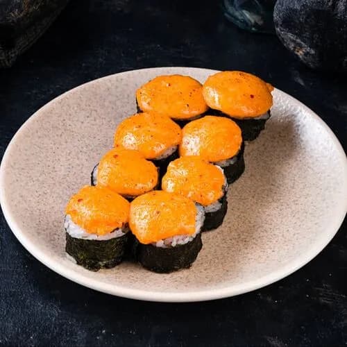 Запеченный ролл с лососем