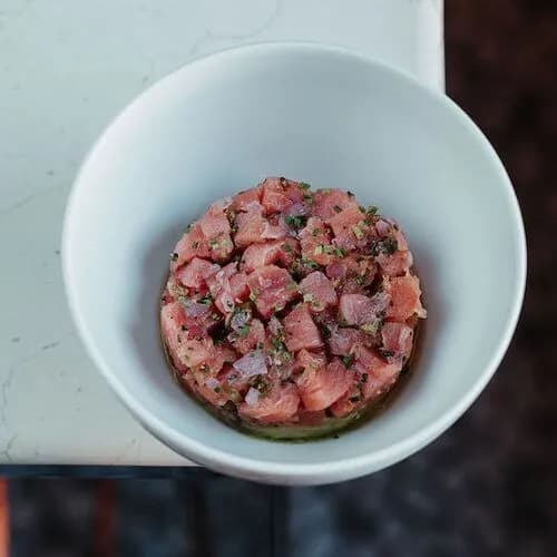 Тартар из тунца в азиатском стиле