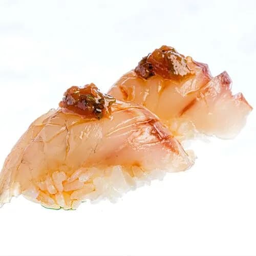 Нигири сибас с соусом умебоши