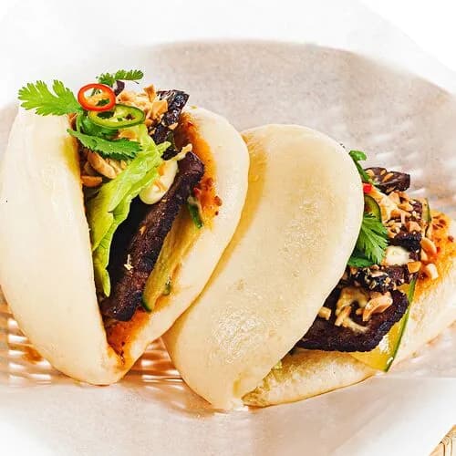 Бао с говяжьей грудинкой