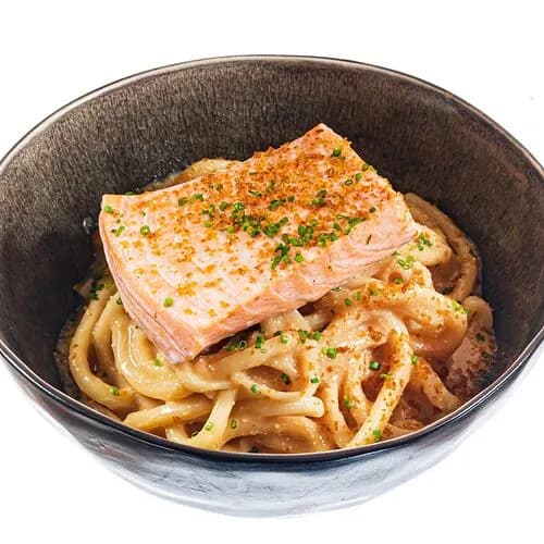 Удон ментайко с лососем