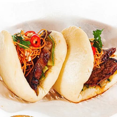 Бао с утиной грудкой