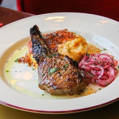 Свиная корейка с картофельным гратеном