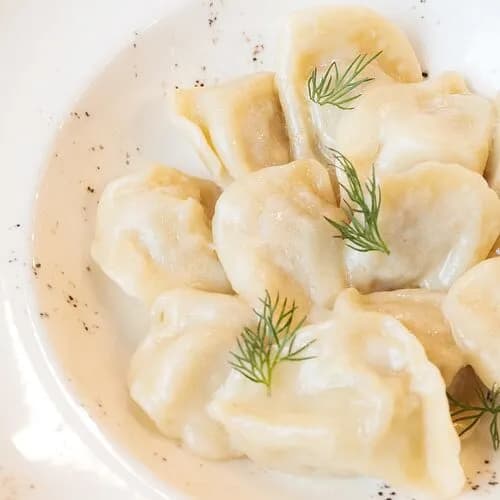 Пельмени со сметаной