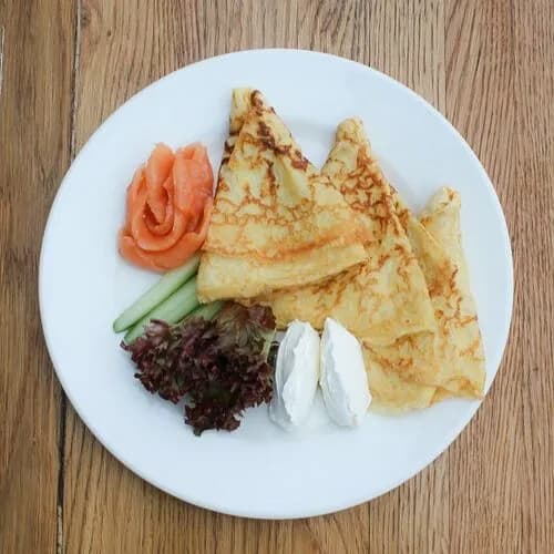 Блины с лососем и сливочным сыром
