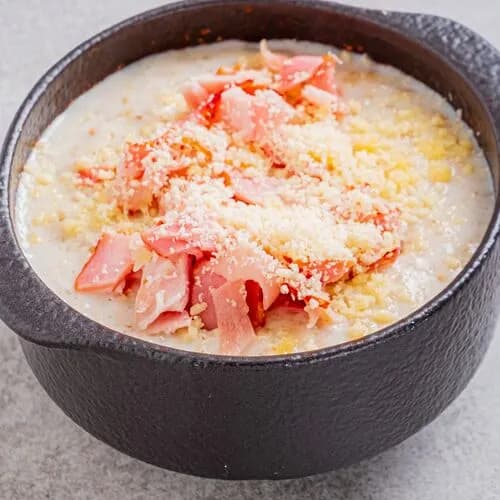 Каша овсяная с беконом и сыром пармезан