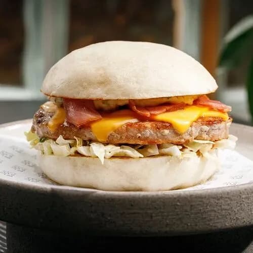 Бао тунец, кимчи айоли