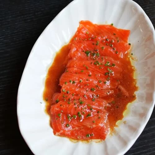 Сашими лосось