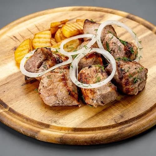 Шашлык из cвинoго окорока