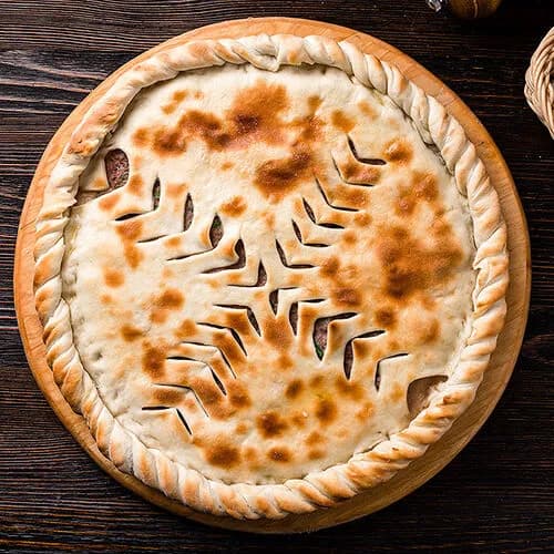 Пирог с говядиной и зеленью