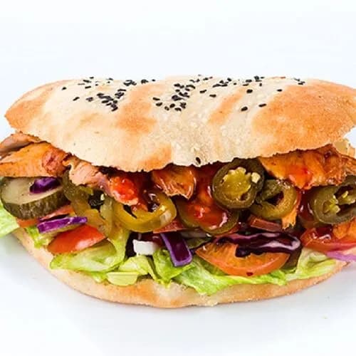 Донер чили в пите с курицей