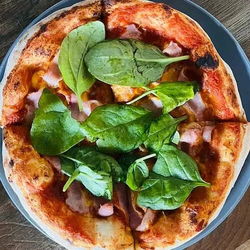 Пицца с беконом