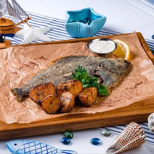 Жареная камбала с картофелем