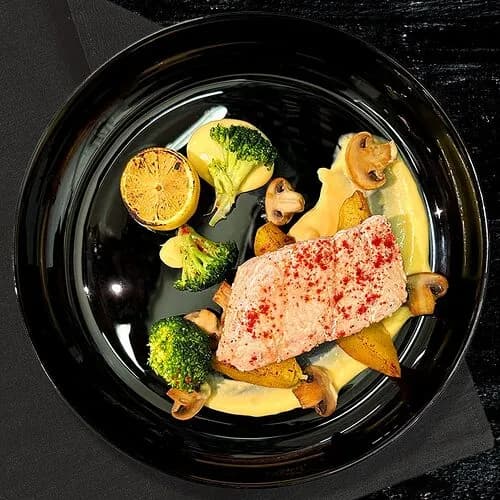 Лосось припущенный