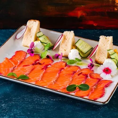 Лосось гравлакс с манго, бриошь и крем-сыром new