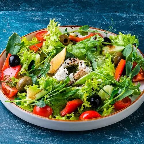 Салат Греческий с крем-муссом из сыра фета
