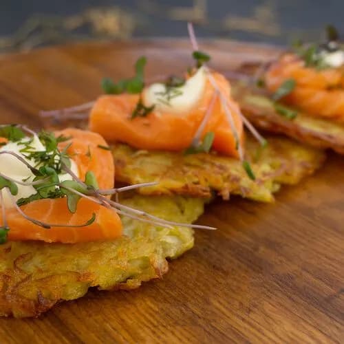 Драники с лососем