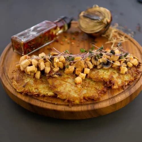 Драники с курицей и грибами