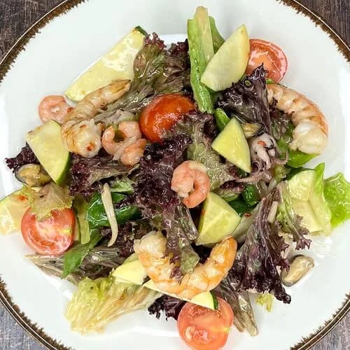 Салат с морепродуктами