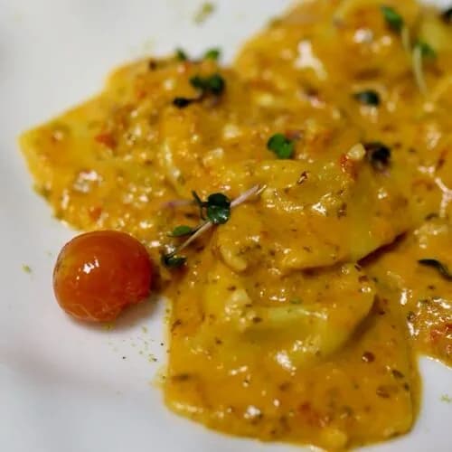 Равиоли с песто трапонезе