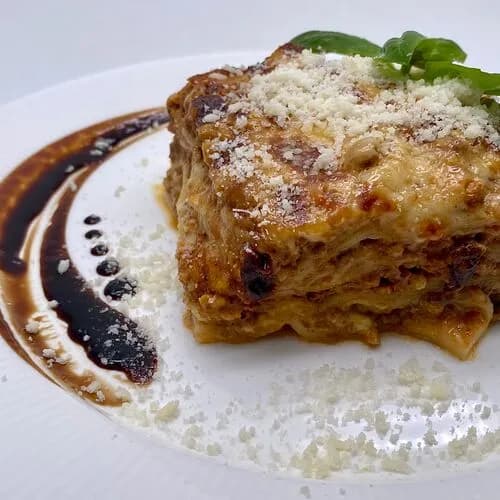 Лазанья Болоньезе