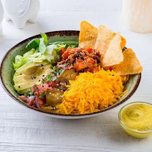 Боул чили кон карне