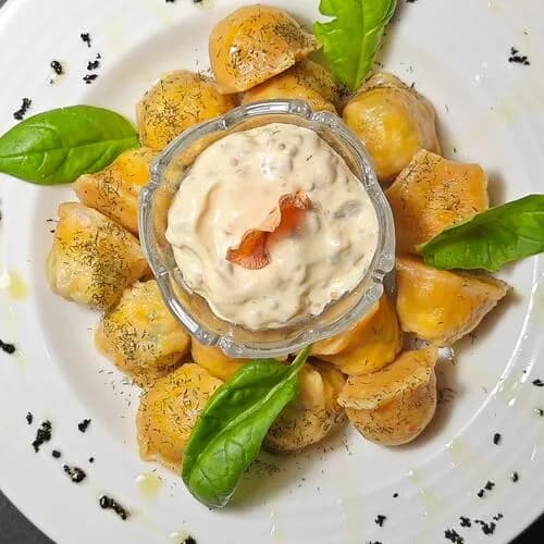 Креплах с семгой и шпинатом