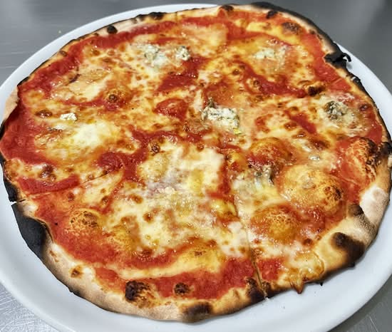 Pizza Quattro Formaggi