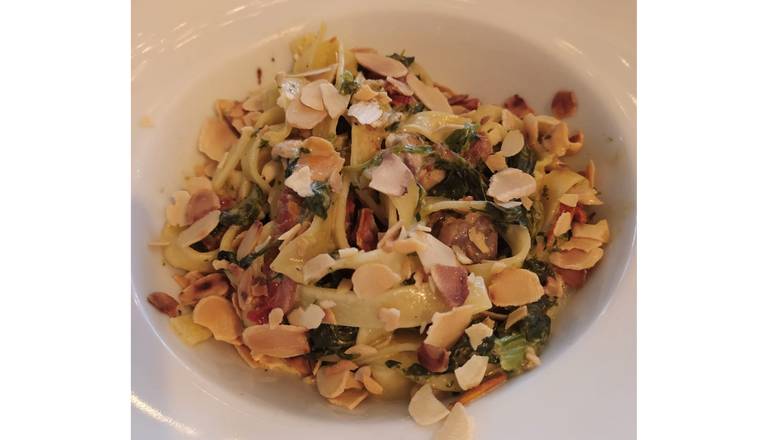 Tagliatelle con Salmone