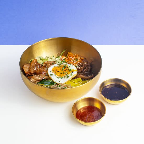 Bibimbap z Wieprzowiną