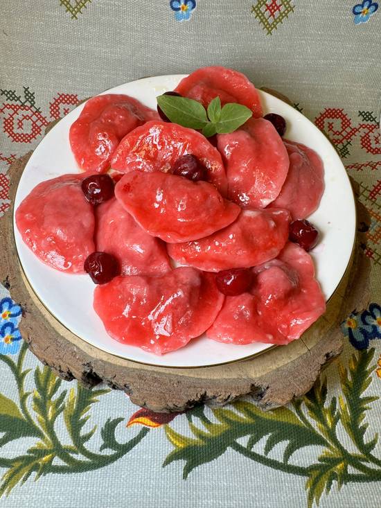 Pierogi z Wiśnią (11 szt.)