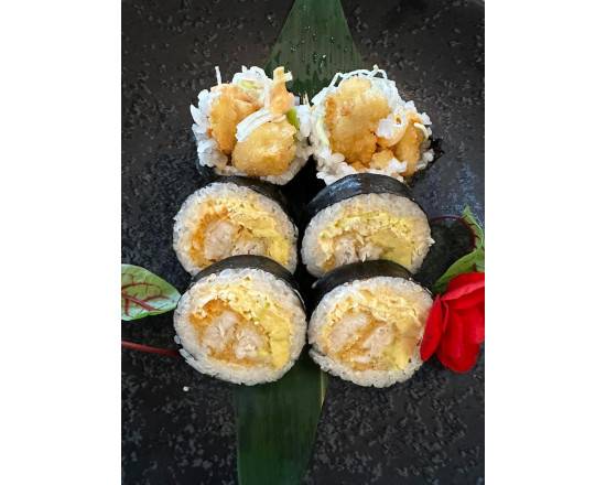 Futomaki z okoniem w Tempurze (6 szt.)