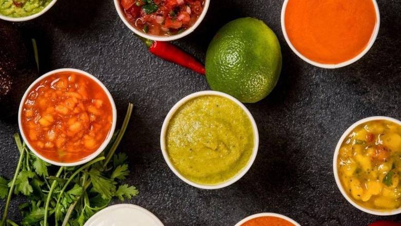 Salsa mango-chilli