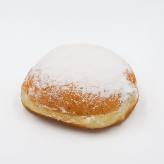 Pączek z kremem patissiere