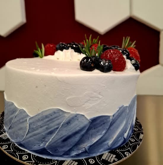 Tort owoce leśne (ok.850g)