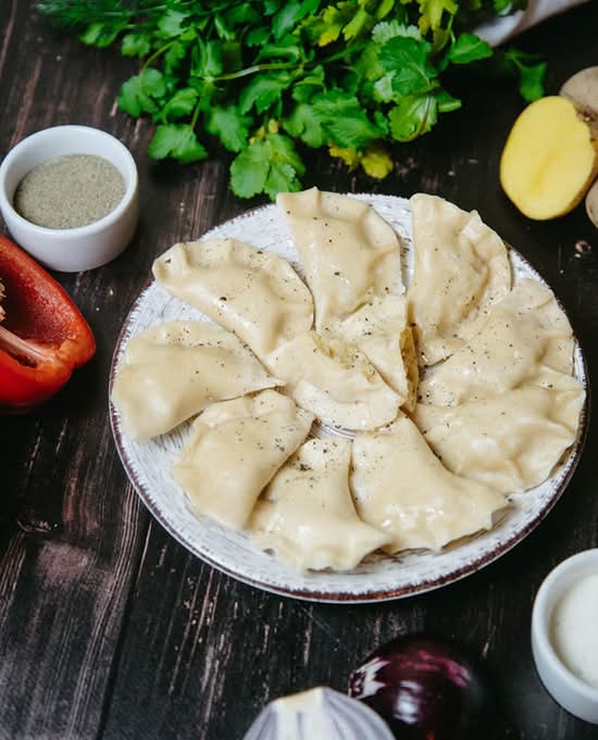 Pierogi z Ziemniakami i Cebulką
