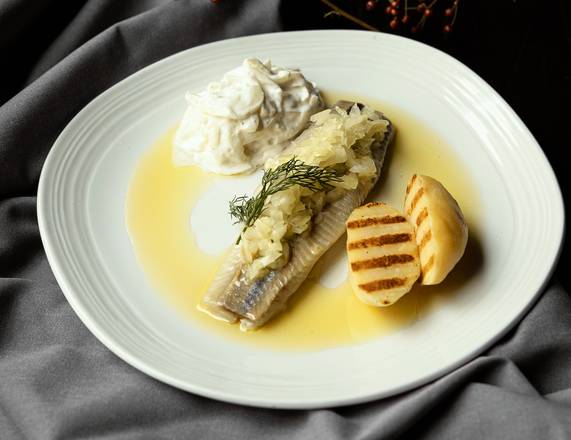 Śledź Macerowany w Oleju Lnianym