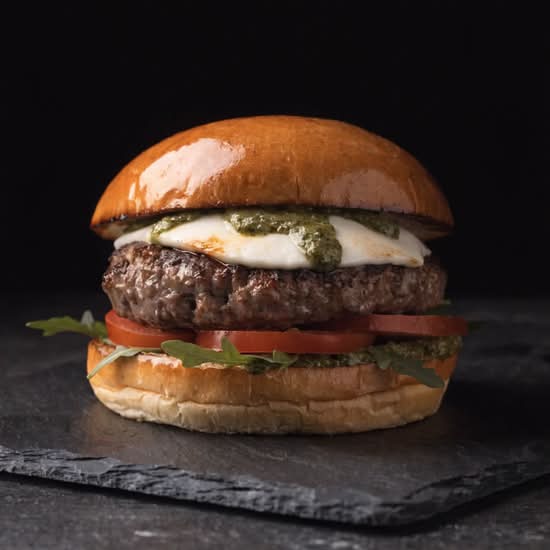 Burger Caprese Corporate