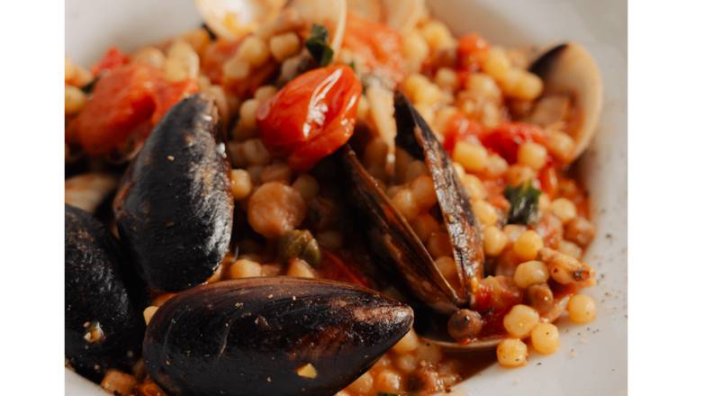 Fregola Sarda con Cozze e Vongole