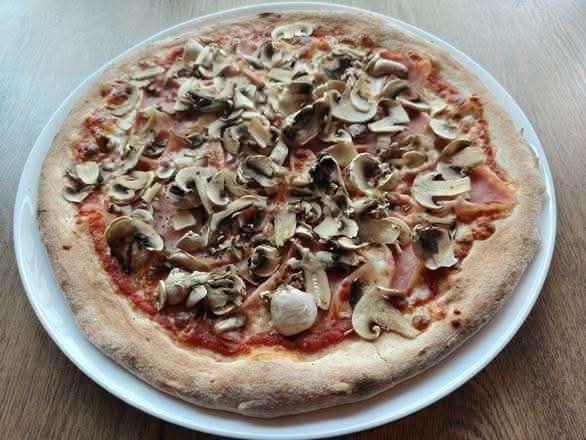 Pizza Capri