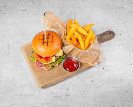 Burger Klasyczny z Frytami XL
