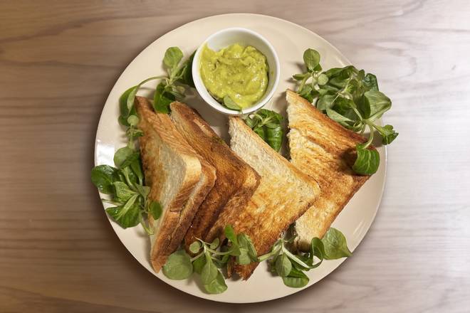 Tost mozarella, suszone pomidory, pesto bazyliowe